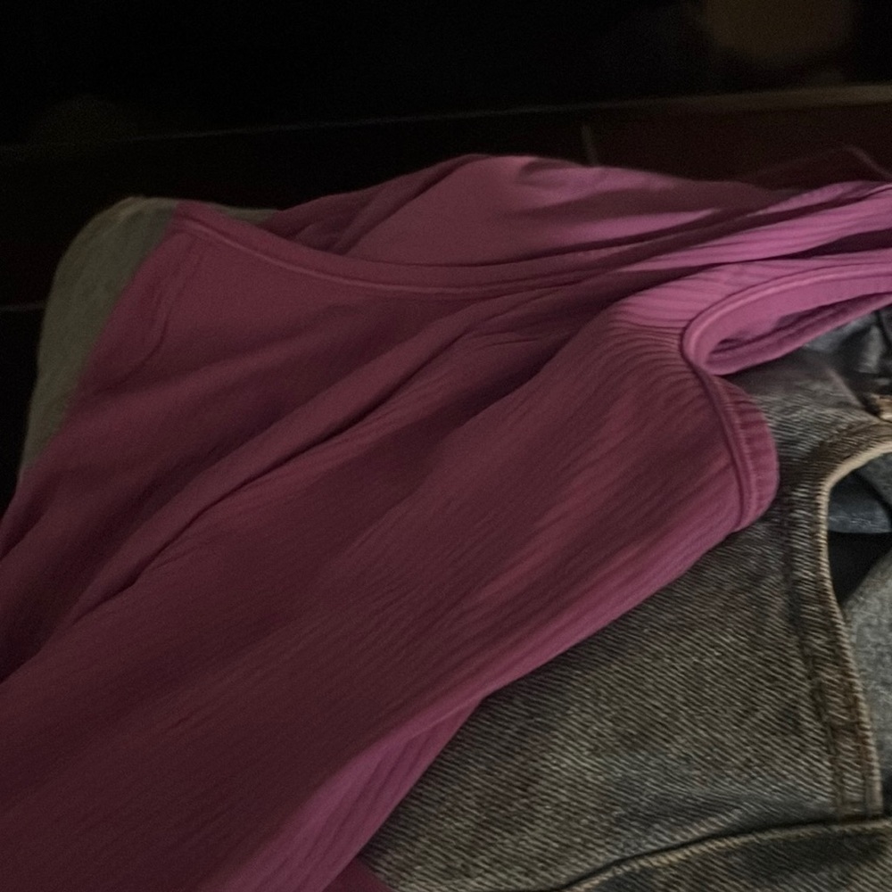 Lululemon Purple Top